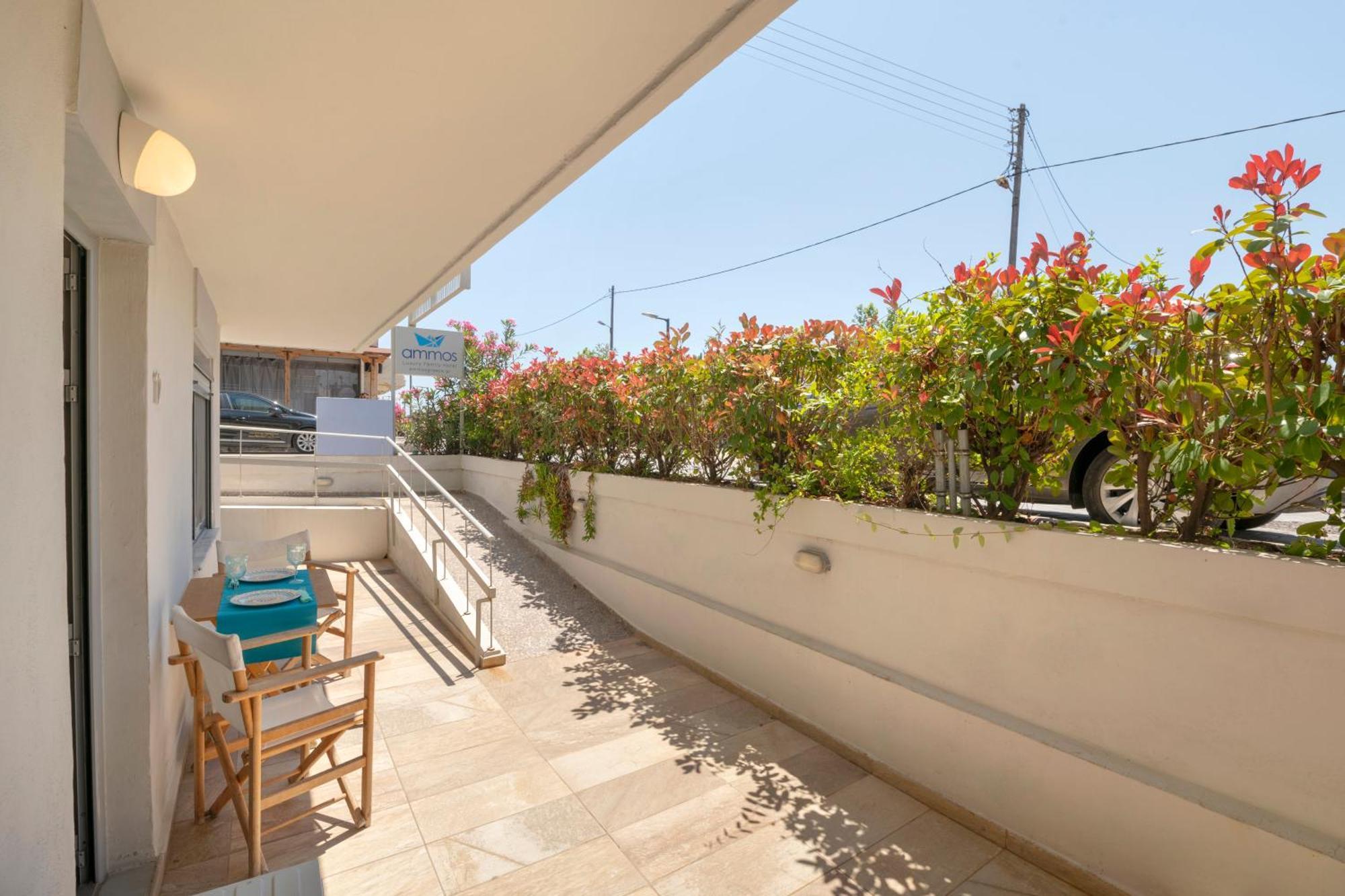 Apartment Ammos Seafront Family Nea Plagia