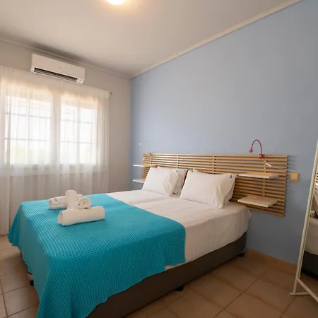 Ammos Seafront Family Apartments Nea Plagia Exterior foto