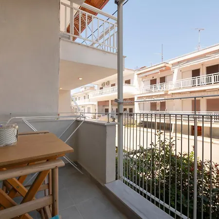 Ammos Seafront Family Apartments Nea Plagia Exterior foto