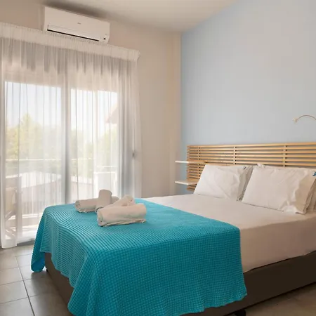 Ammos Seafront Family Apartments Nea Plagia Exterior foto