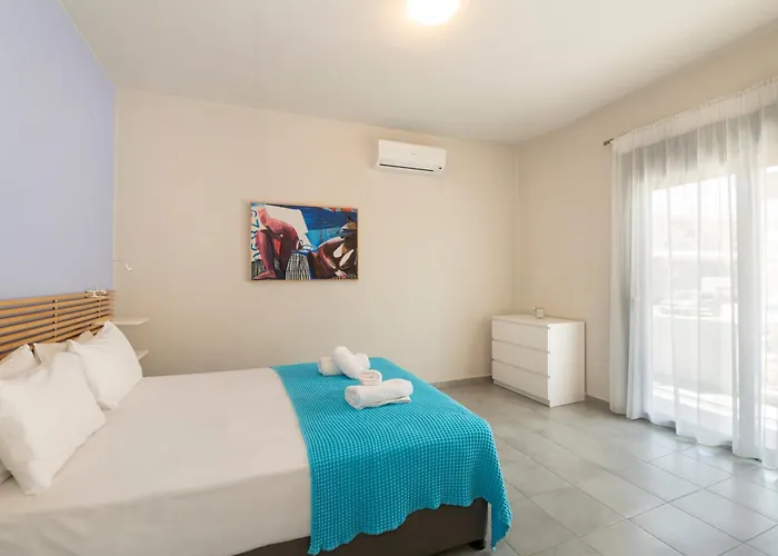 Ammos Seafront Family Apartments